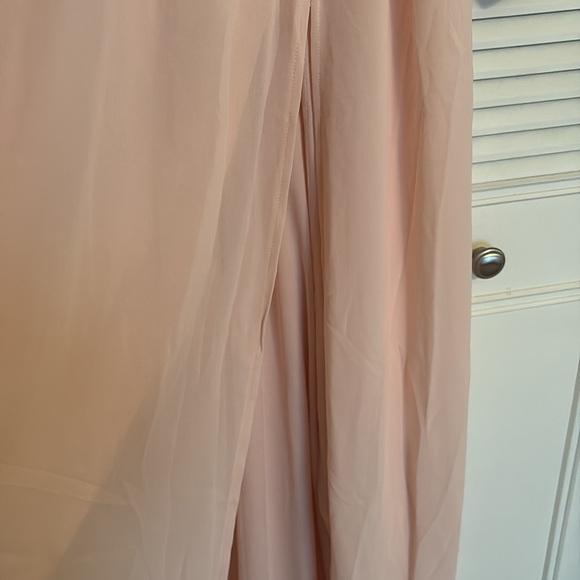 NWT Lulu’s Light Pink Dress - Picture 2 of 6
